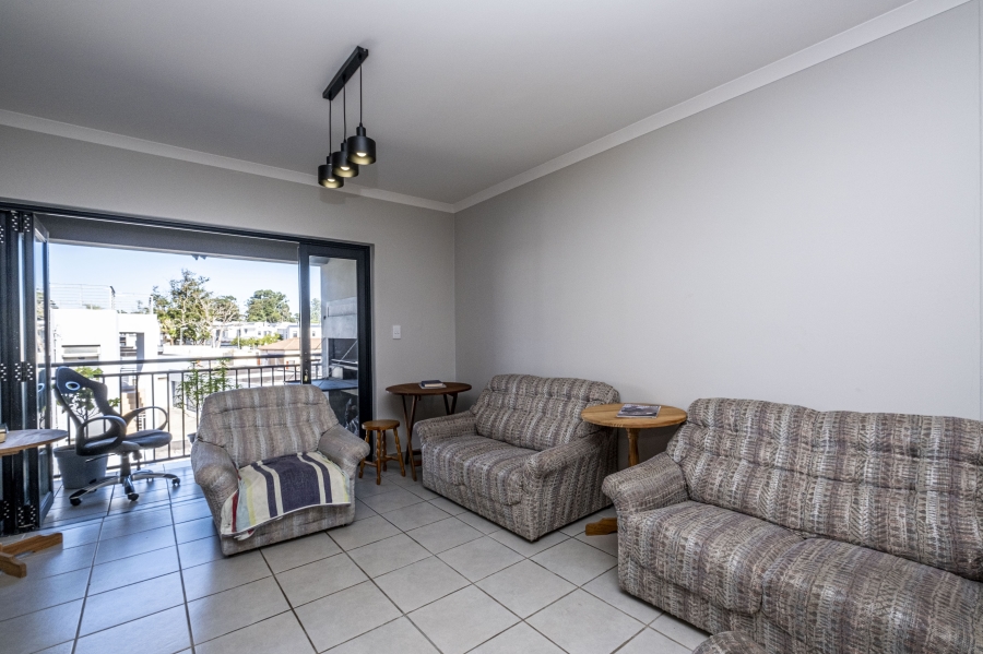 2 Bedroom Property for Sale in Langeberg Heights Western Cape